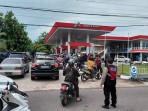 20251013-Suasana-antrean-warga.jpg