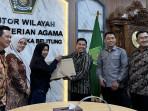 bangka/20251016-PENGHARGAAN-KEMENAG-Sintia-Eliza-guru-MTsS-Plus-Dahrul-Ulum-Sungailiat.jpg