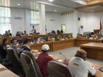20251103-RDP-Rapat-Dengar-Pendapat-RDP-di-DPRD-Bangka-berkenaan-polemik.jpg