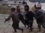 20251106-MENINGGAL-DI-PERAHU-Tangkap-layar-video-amatir-warga-saat-evakuasi.jpg