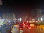 Arus-lalulintas-kendaraan-malam-tahun-baru-di-Pangkalpinang-2024.jpg