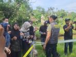 Keluarga-Aditya-lihat-rekonstruksi.jpg