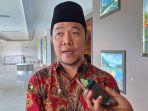Ketua-Bawaslu-Provinsi-Bangka-Belitung-EM-Osykar.jpg