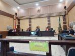 Terdakwa-Ichwan-Azwardi-saat-sidang.jpg