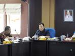 Wakil-Ketua-DPRD-Provinsi-Bangka-Belitung-Edi-Nasapta-rapat-neee.jpg