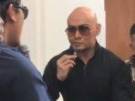 deddy-corbuzier-ucap-syahadat-tanda-masuk-islam-okee.jpg