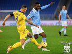 hasil-liga-italia-lazio-dibungkam-verona-makin-jauh-dari-ac-milan-dan-juventus-di-puncak-klasemen.jpg