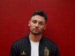 marc-klok-saat-diperkenalkan-menjadi-pemain-baru-persija-jakarta-jumat-3112020.jpg