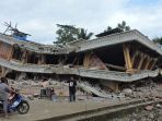 masjid-kena-gempa_20161208_083045.jpg