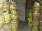 tabung-gas-3-kg-di-salah-satu-pangkalan-di-kecamatan-kelapa_20180206_212136.jpg
