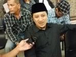 yusuf-mansur-baju-hitam_20160428_164824.jpg