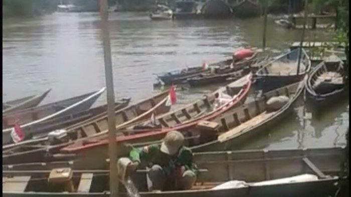 Sungai Tercemar, Nelayan Kehilangan Penghasilan Rp 80 - Rp 120 Ribu Per Hari