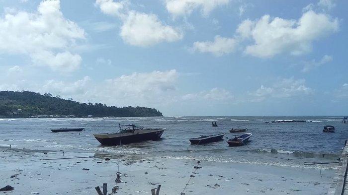 Ombak Besar Hantui Nelayan Sekapung Kotabaru, Tangkapan Semakin Berkurang
