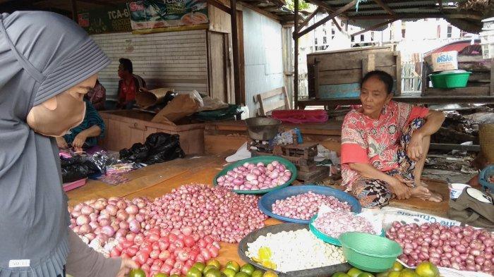 Dua Pekan Harga Bawang Mulai Normal, Pedagang di Pasar Tradisional Banjarmasin Masih Keluhkan ini