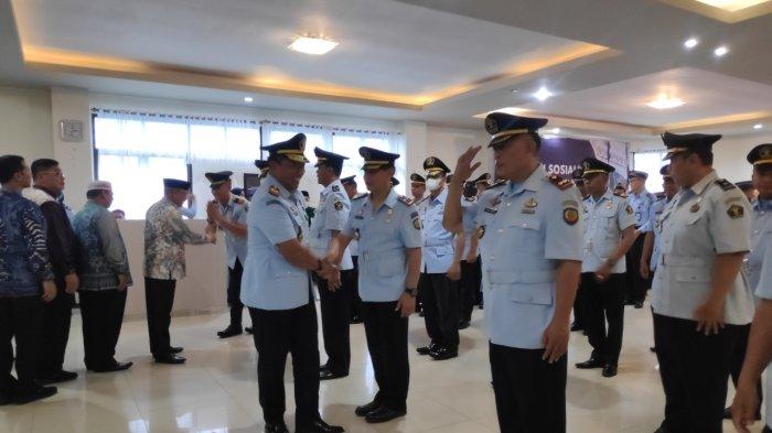 Lantik 21 Pejabat, Kakanwil Kemenkumham Kalsel: Jadilah Pimpinan Dengan Kebermanfaatan