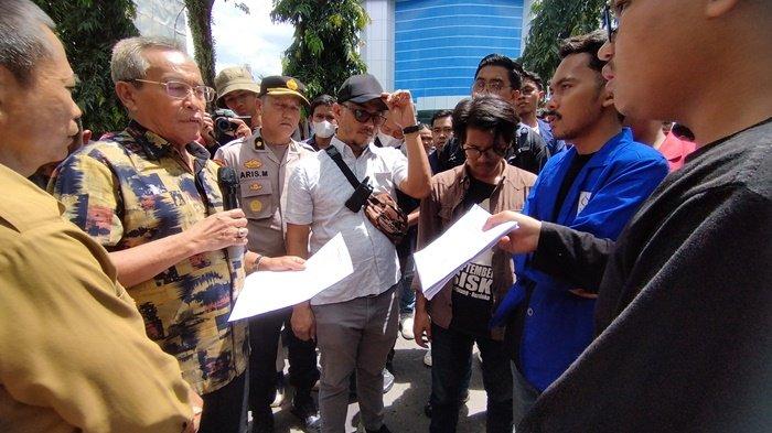 Menyoal Pasal Kontroversial KUHP, BEM Kalsel Tantang Anggota Dewan Debat Terbuka