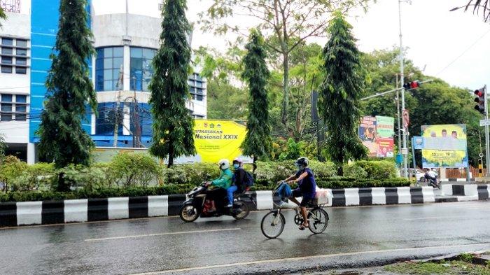 Bisa Ganggu Konsentrasi Berkendara, Polisi Imbau Driver Ojol Tak Gunakan Stand Ponsel di Dashboard