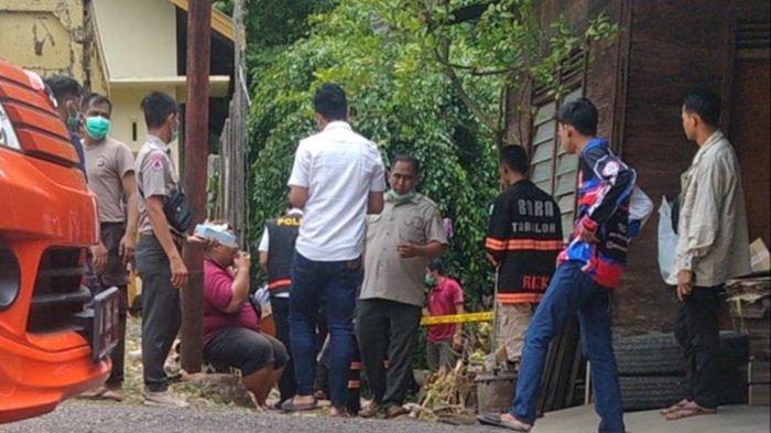 BREAKING NEWS, Penemuan Mayat di Bangun Sari Tabalong, Diduga Sudah Tiga Hari Meninggal