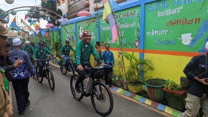 Meriahkan Fun Bike, 10 Wali Kota Anggota Apeksi Regional Kalimantan Diajak Berkeliling Banjarbaru