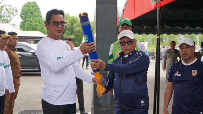 Balangan Terima Kirap Api Obor Porprov Kalsel, Wabub Sampaikan Rasa Bangga