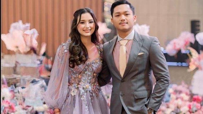 Azriel Hermansyah dan Sarah Menzel.