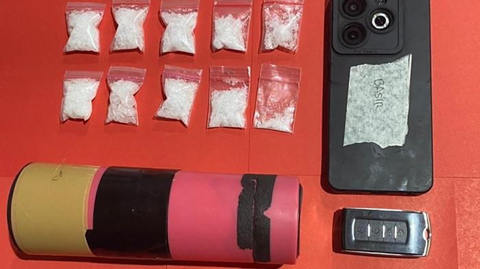 Sepuluh Paket Sabu Disita Polisi dari Pengedar di Desa Panyipatan Tanahlaut