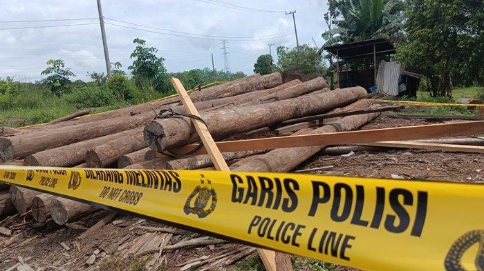 Kasus Pria Tewas Tertindih Kayu di Cempaka, Pihak Keluarga Menolak Untuk Dilakukan Autopsi.