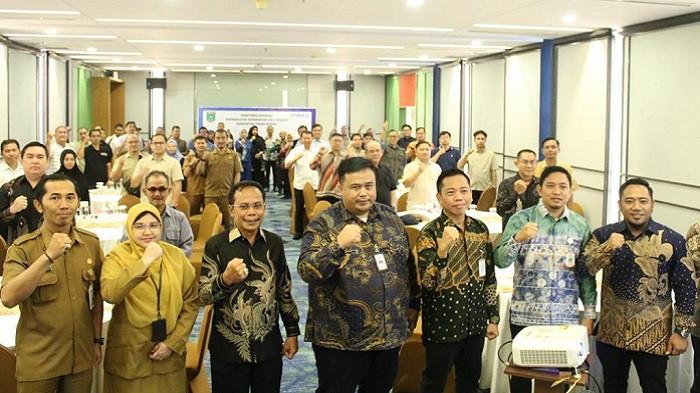 Dorong Peningkatan PAD, Pemkab TanahBumbu Gelar Rapat Konsolidasi Bersama Pimpinan Perusahaan & BUMD