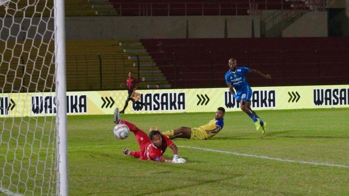 Gol Tunggal David da Silva Buat Barito Putera Tertinggal 0-1 Dari Persib Bandung di Babak Pertama