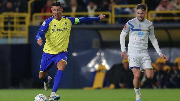 Ronaldo Nyaris Cedera di Liga Arab Saudi, Eks Striker Man United diserang Fans ke Lapangan