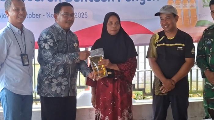 Penerima Bantuan Pangan Berkurang, Bulog Sebut Angka Kemiskinan di HST Menurun