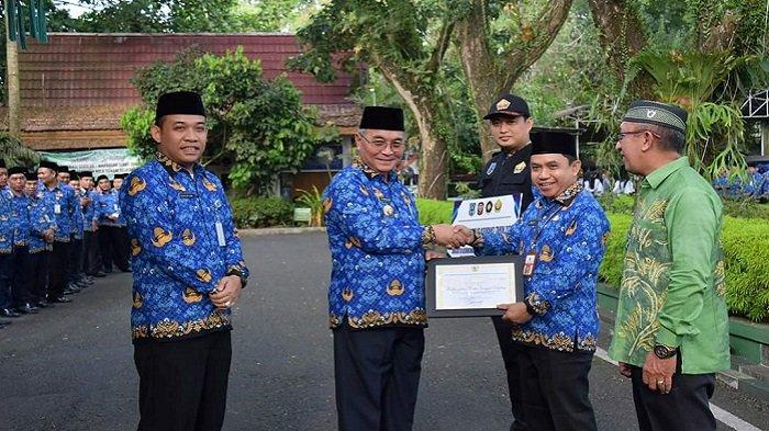 Raih Penghargaan PPD 2023, Pemkab HSS Terima Piagam Kementerian PPN/Bappenas