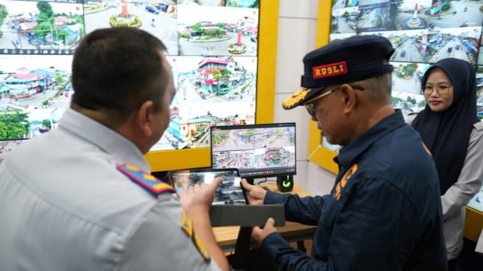 Dorong Optimalisasi Pelayanan Publik, Bupati Kotabaru Kunjungi Dishub dan MPP