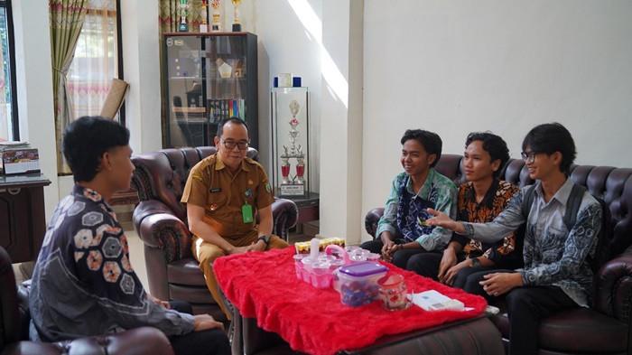 Ikuti Beasiswa 1000 Sarjana, Delapan Calon Mahasiswa Halong Lanjutkan Pendidikan ke Bali