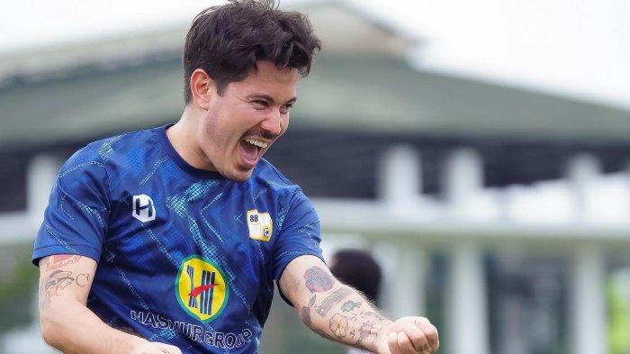 Sebab Charli de Murga Belum Gabung Latihan Jelang Barito Putera vs Persib Bandung, Ini Kata Coach RD