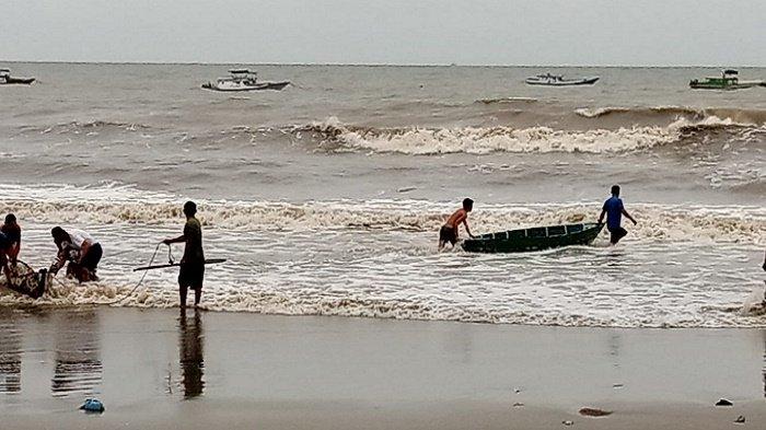 Sempat Hilang Saat Dihantam Gelombang Tinggi, Nelayan Bagang di Pagatan Tanbu Dipastikan Selamat
