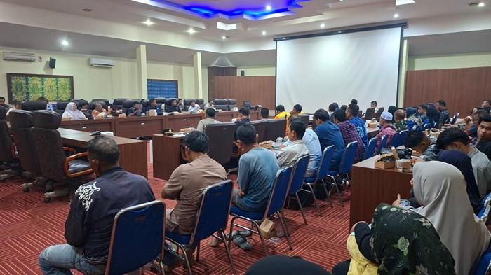 Difasilitasi DPRD Tapin, RDP Bahas Soal Jalan dan Peledakan Digelar, Ini Hasil Kesepakatan