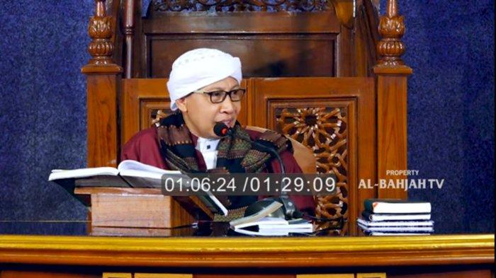 Sahkah Wudhu Pakai Minyak Rambut? Berikut Penjelasan Buya Yahya dalam Ceramahnya
