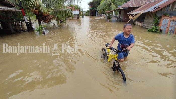 Jenis Peralatan yang Disiapkan BPBD di 34 Titik di Kalsel untuk Hadapi Bencana Musim Banjir