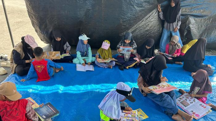 Dispersip (Kalsel) bekerja sama dengan mahasiswa UIN Antasari yang sedang KKN2