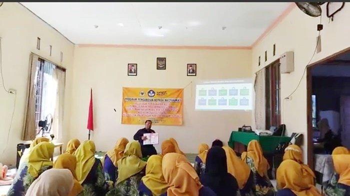 Dosen PG PAUD ULM Laksanakan Pengabdian kepada Masyarakat di Anjir Pasar Kabupaten Batola