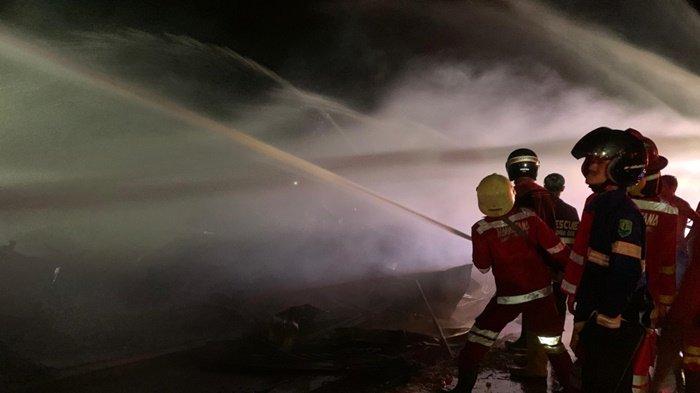Rumah dan Gudang Desa Harus HSU Terbakar, Meteran Listrik dan Bongkahan Kayu Jadi Barang Bukti