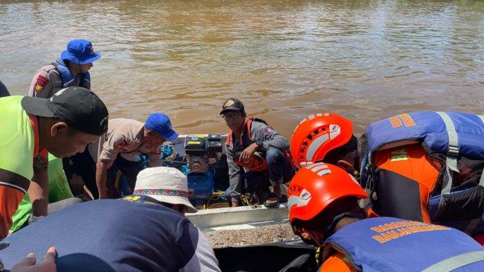 Ditemukan 500 Meter dari Titik Nol Perahu Terbalik, Jasad Wanita Tenggelam di Sungai Berangas Batola