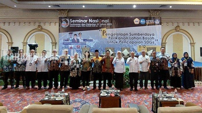 Bahas Pengelolaan Sumberdaya Perikanan Lahan Basah, Fakultas Perikanan ULM Gelar Seminar Nasional