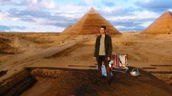 Sinopsis Film Jumper Tayang di Bioskop Trans TV Malam Ini, Aksi Pria Ganteng yang Bisa Menghilang