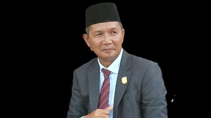 H Khairil Anwar, ketua DPRD Tala 01