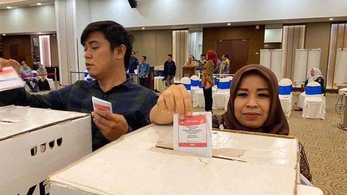 Belum Ada yang Mendaftar ke KPU, Pilgub Kalsel 2024 Berpotensi Tanpa Pasangan Jalur Independen