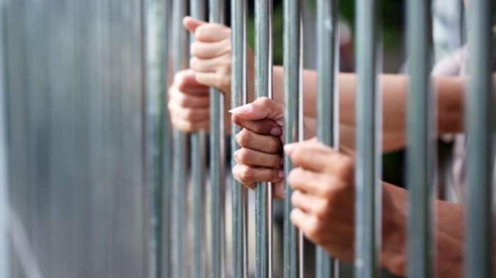 Kronologi Enam Anggota Polda Kalsel Sampai Aniaya Enam Tahanan hingga Satu Korban Patah Kaki Kanan