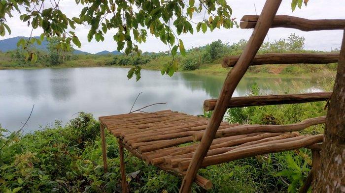 Wisata Kalsel :Tersedia Gazebo Sederhana yang Unik di Embung Desa Kunyit, Keren untuk Berswafoto