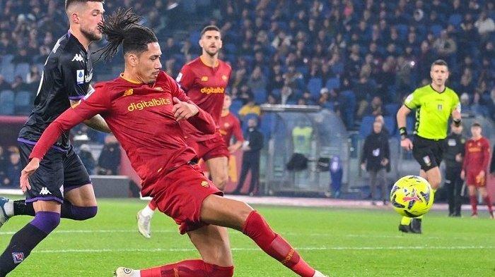 Inter Milan Menawar Bek AS Roma Chris Smalling, Rival AC Milan Siap Bayar Rp56 M per Musim